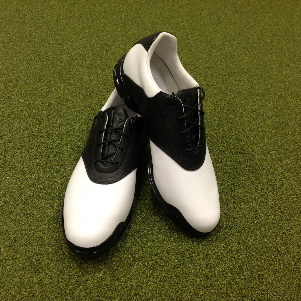 NEW Adidas Adipure Classic Saddle Leather Golf Shoes – UK Size 8.5 – US ...