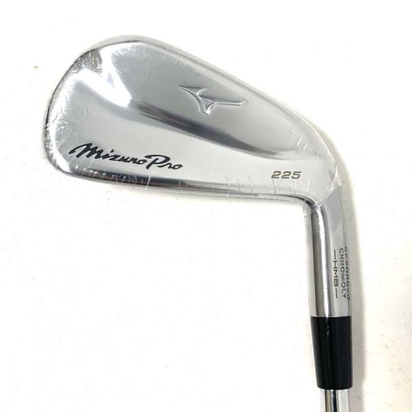 Mizuno Pro 225 #4 Iron with Dynamic Gold X100 X-Stiff Flex Shaft - Image 2