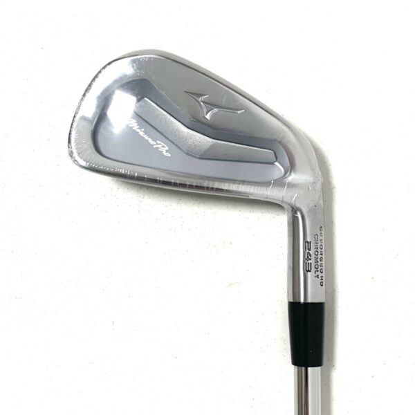 Mizuno Pro 243 #4 Iron -True Temper Dynamic Gold Mid 115 S300 Stiff Flex Shaft